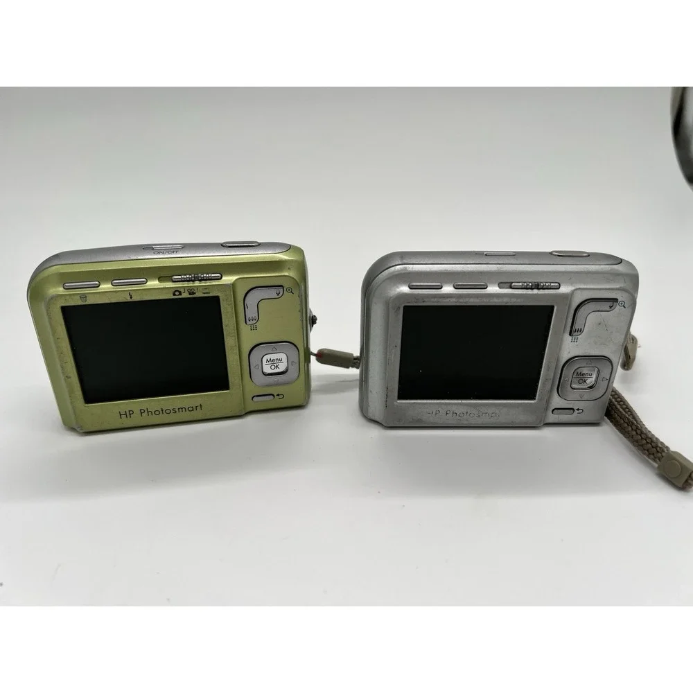 Lot Of 2 HP PhotoSmart M547 6.2MP Digital Cameras For Parts
